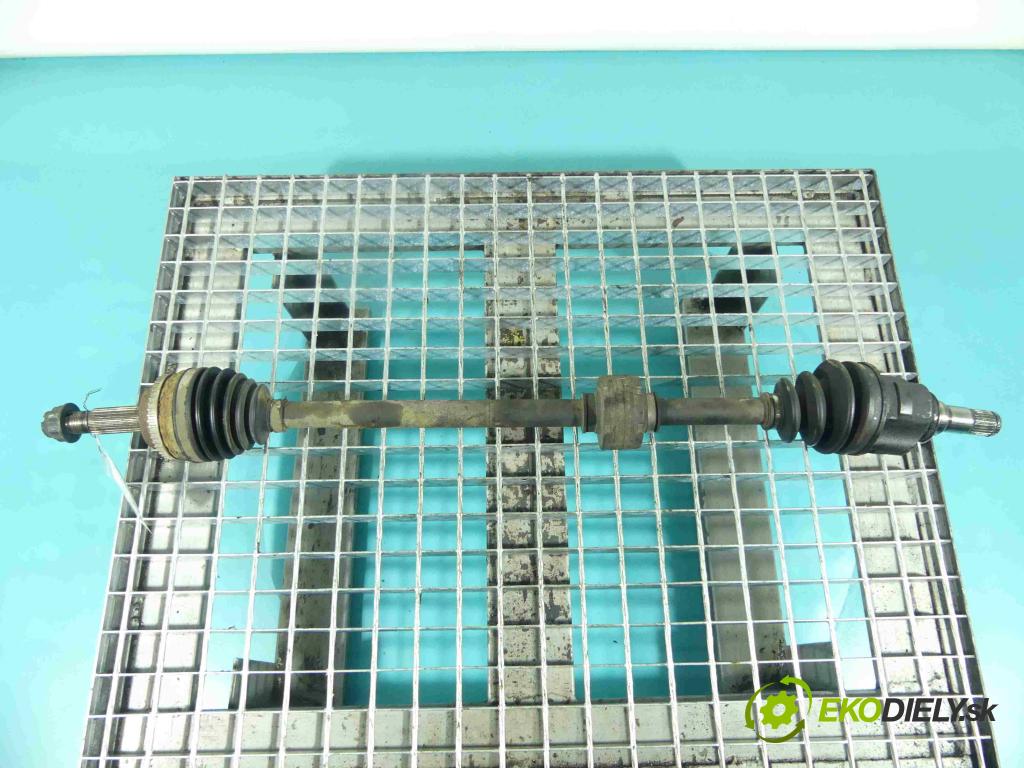 Toyota Yaris I 1999-2005 1.4 D4D 75 HP manual 55 kW 1364 cm3 5- poloos pravé  (Poloosy)