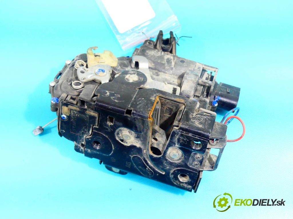Skoda Octavia I 1996-2010 1.9 tdi 90 hp manual 66 kW 1896 cm3 5- zámek přední levý