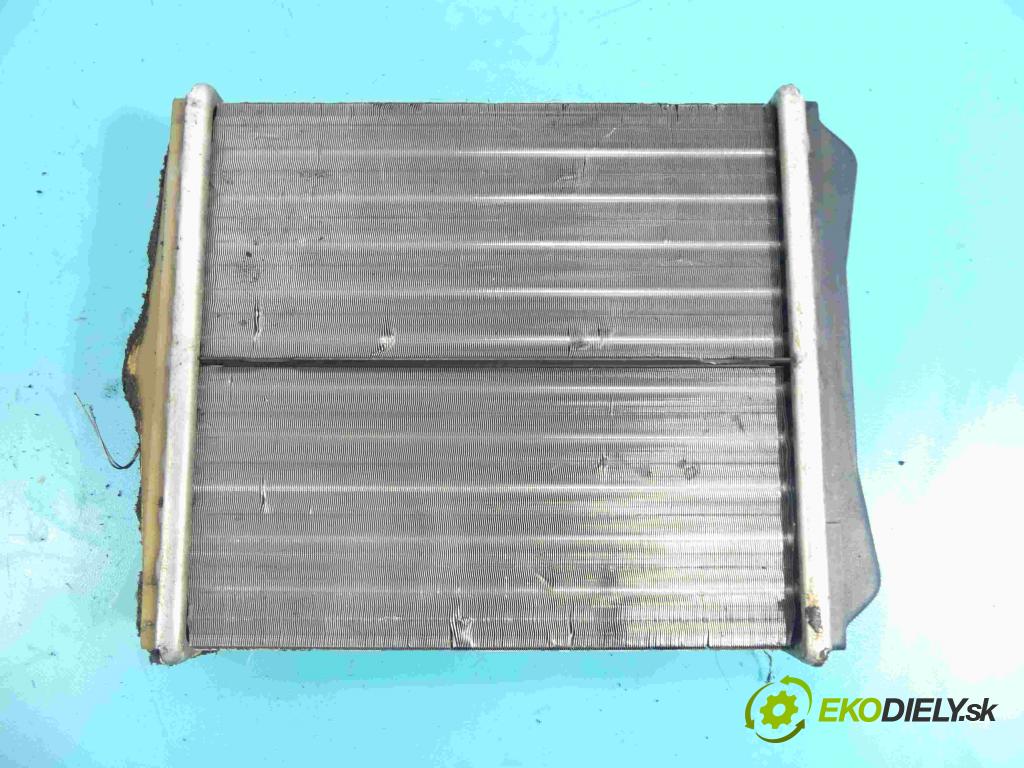 Mercedes 124 2.0d 75 hp manual 55 kW 1997 cm3 4- radiátor 9056500037 (Radiátory topení)