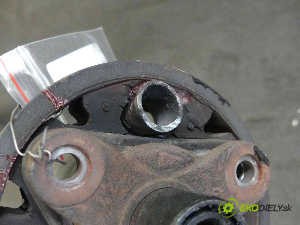 Mercedes 124 2.0d 75 HP manual 55 kW 1997 cm3 4- Hřídel:  (Kardaňové hriadele)