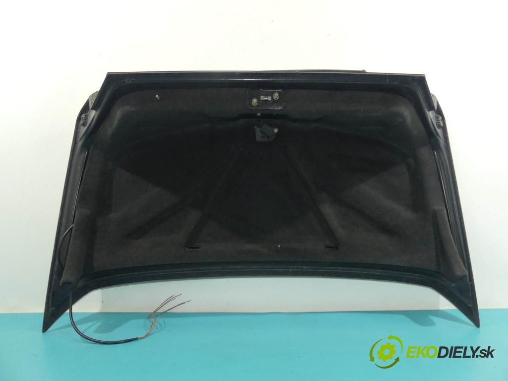 Mercedes 124 2.0d 75 hp manual 55 kW 1997 cm3 4- zadní kufrové dveře  (Zadní kapoty)