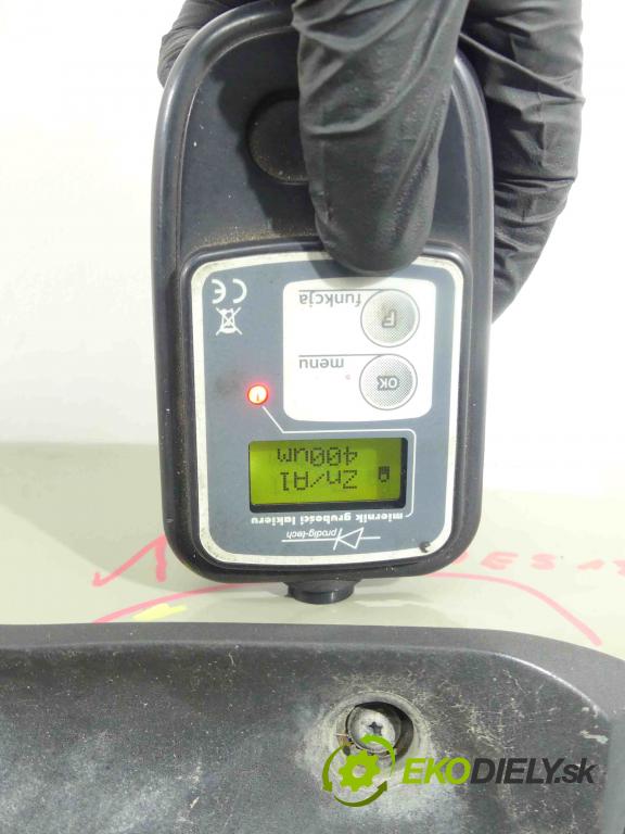 Mercedes 124 2.0d 75 hp manual 55 kW 1997 cm3 4- zadní kufrové dveře  (Zadní kapoty)