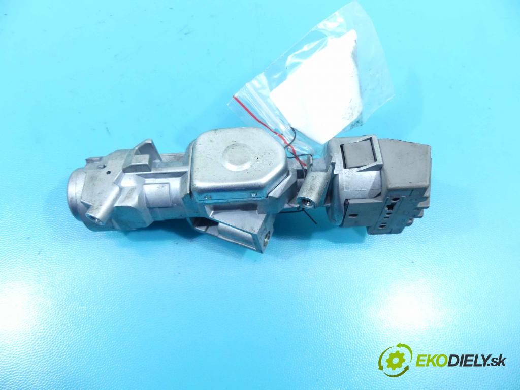 Ford Focus Mk2 2004-2011 1.6 tdci 90 HP manual 66 kW 1560 cm3 5- Spínačka 3M51-3F880-AD (Spínacie skrinky a kľúče)