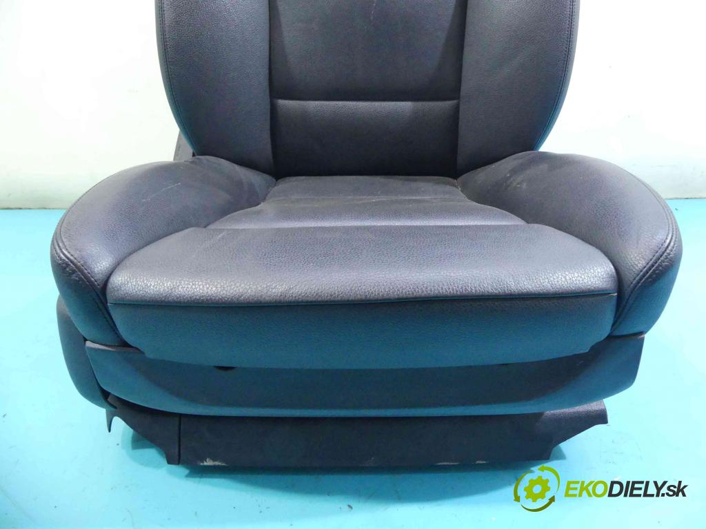 Bmw 5 F10 2010-2017 2.0d 190 HP automatic 140 kW 1995 cm3 4- Sedačka pravý  (Sedačky, sedadlá)