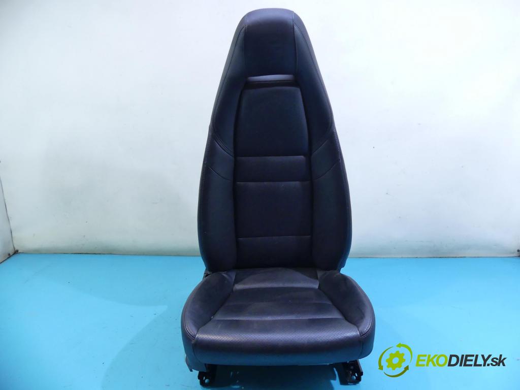 Porsche Panamera I 970 2009-2016 3.0 V6 420 hp automatic 309 kW 2997 cm3 5- Sedačka pravý  (Sedačky, sedadlá)