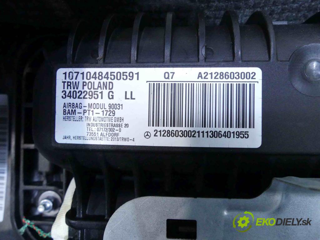 Mercedes E W212 2009-2016 2,2.0 CDI 136 HP automatic 100 kW 2143 cm3 4- kokpit,pristrojová doska rozdeľovacia