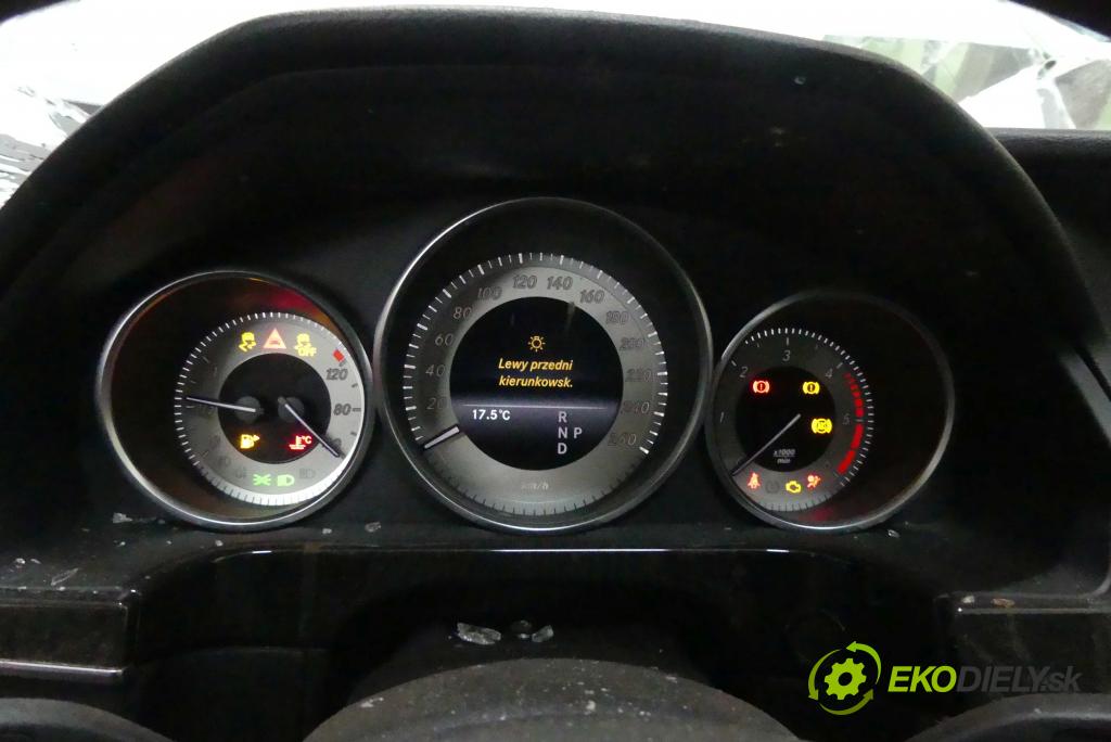 Mercedes E W212 2009-2016 2,2.0 CDI 136 HP automatic 100 kW 2143 cm3 4- prístrojovka/ budíky A2129005323 (Prístrojové dosky, displeje)