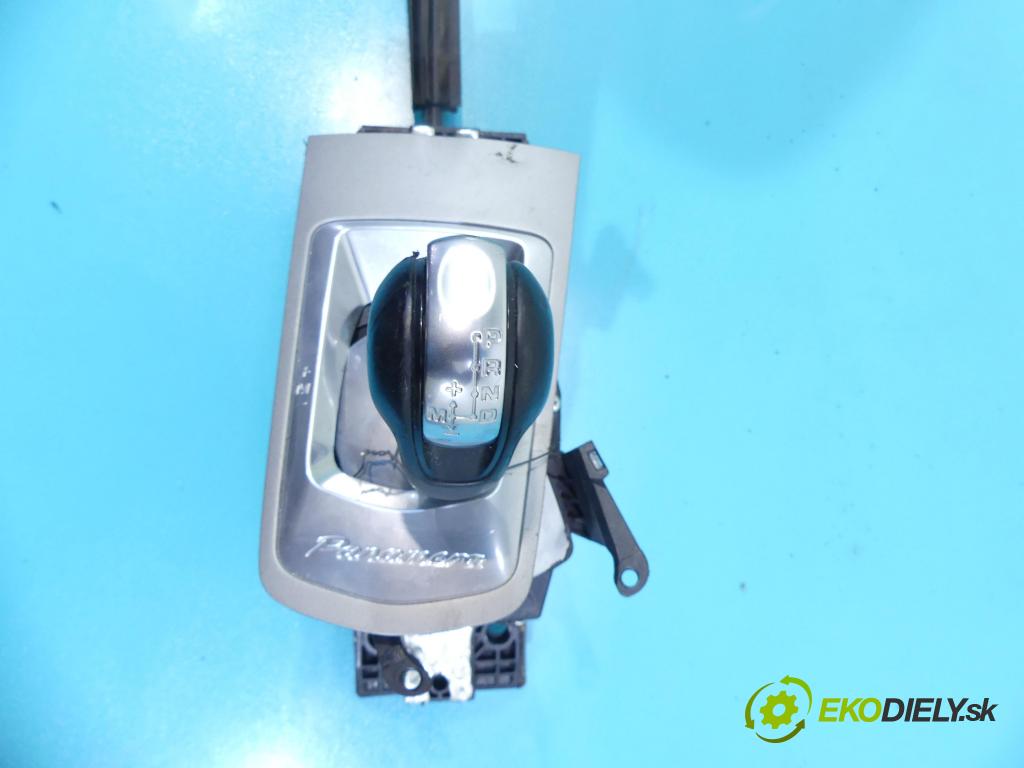 Porsche Panamera I 970 2009-2016 3.0 V6 420 hp automatic 309 kW 2997 cm3 5- Páka: Změny: stupeň,rýchlosť 5387063395 (Rýchlostné páky / kulisy)