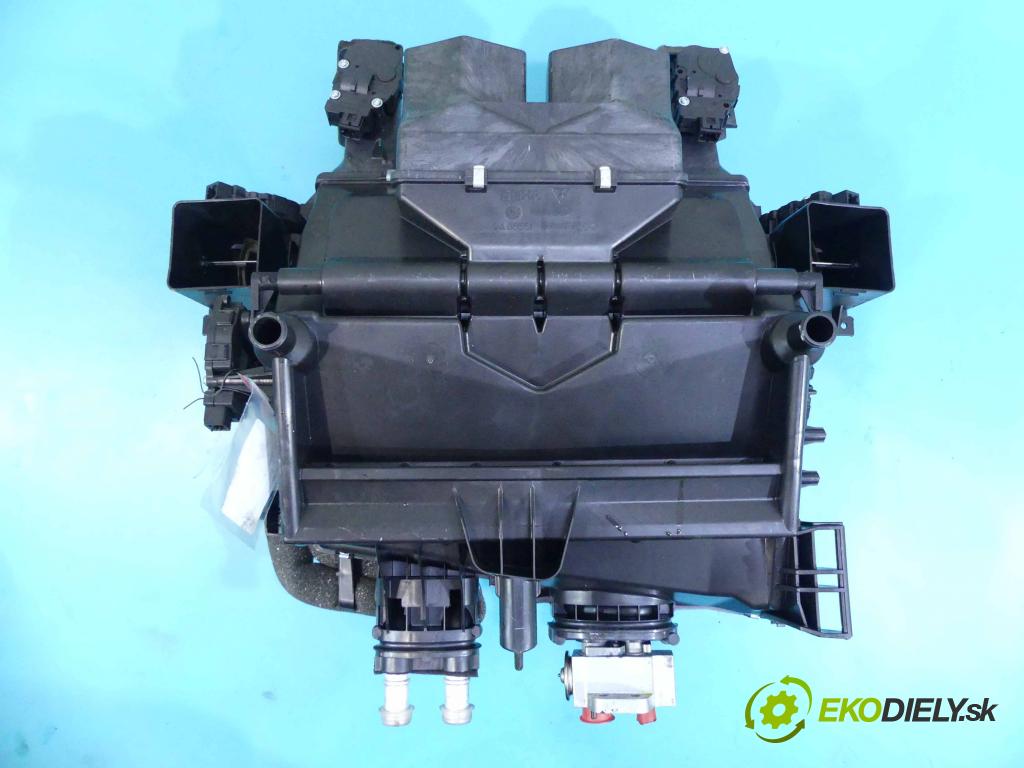 Porsche Panamera I 970 2009-2016 3.0 V6 420hp automatic 309 kW 2997 cm3 5- radiátor 97057301116 (Radiátory topení)