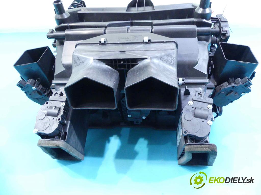 Porsche Panamera I 970 2009-2016 3.0 V6 420hp automatic 309 kW 2997 cm3 5- radiátor 97057301116 (Radiátory topení)