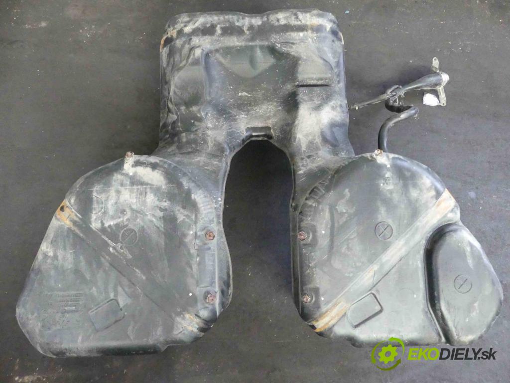 Porsche Panamera I 970 2009-2016 3.0 V6 420hp automatic 309 kW 2997 cm3 5- Nádrž: paliva 97020112105 (Nádrže)