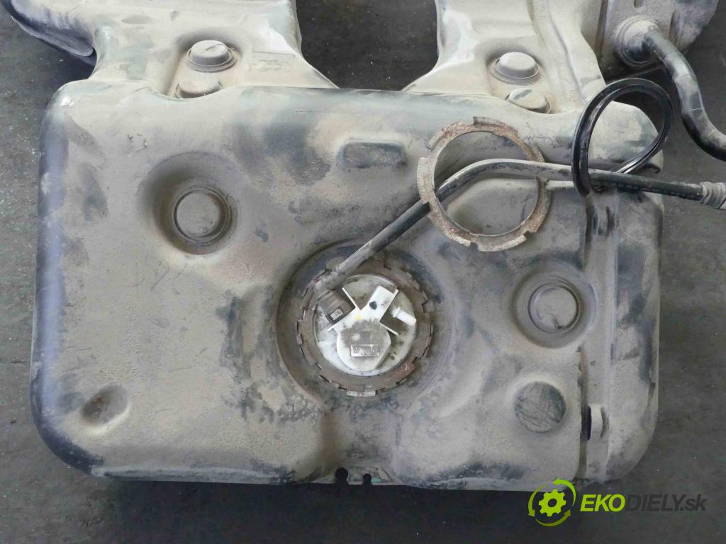 Porsche Panamera I 970 2009-2016 3.0 V6 420hp automatic 309 kW 2997 cm3 5- Nádrž: paliva 97020112105 (Nádrže)