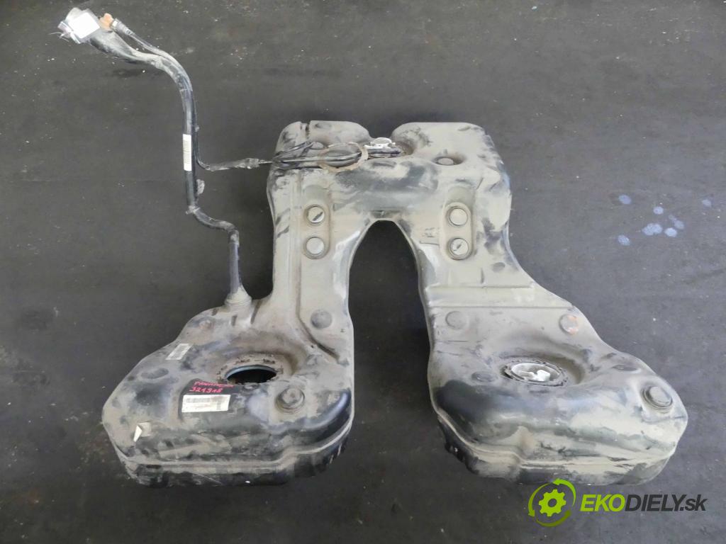 Porsche Panamera I 970 2009-2016 3.0 V6 420hp automatic 309 kW 2997 cm3 5- Nádrž: paliva 97020112105 (Nádrže)