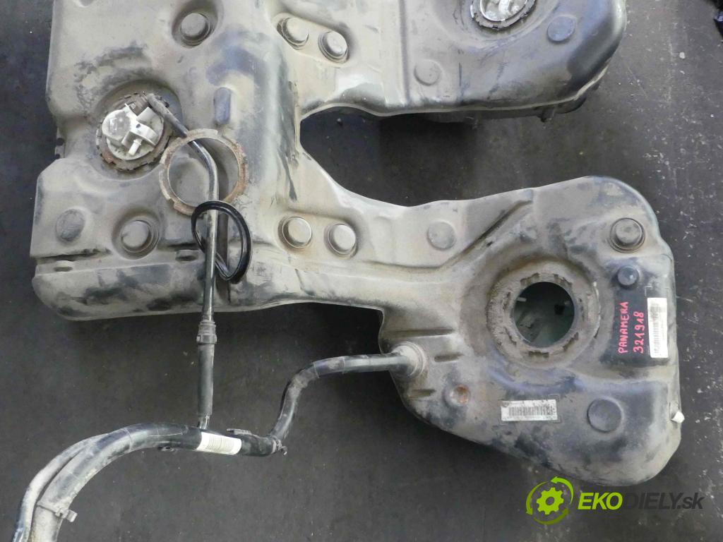 Porsche Panamera I 970 2009-2016 3.0 V6 420hp automatic 309 kW 2997 cm3 5- Nádrž: paliva 97020112105 (Nádrže)