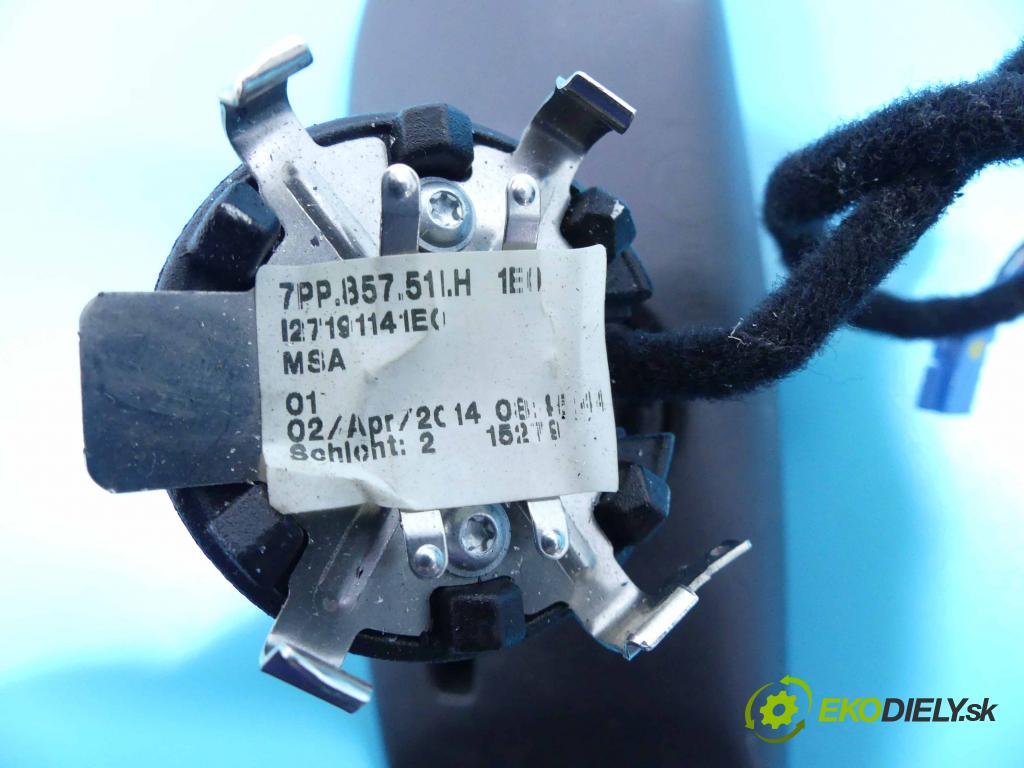 Porsche Panamera I 970 2009-2016 3.0 V6 420hp automatic 309 kW 2997 cm3 5- zpětné zrcátko vnitřní 7PP857511H (Světla vnitřní)