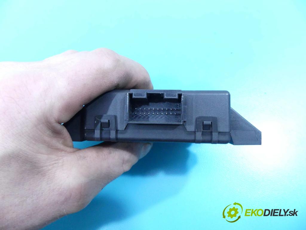 Porsche Panamera I 970 2009-2016 3.0 V6 420 hp automatic 309 kW 2997 cm3 5- modul riadiaca jednotka 97061811532 (Ostatné)