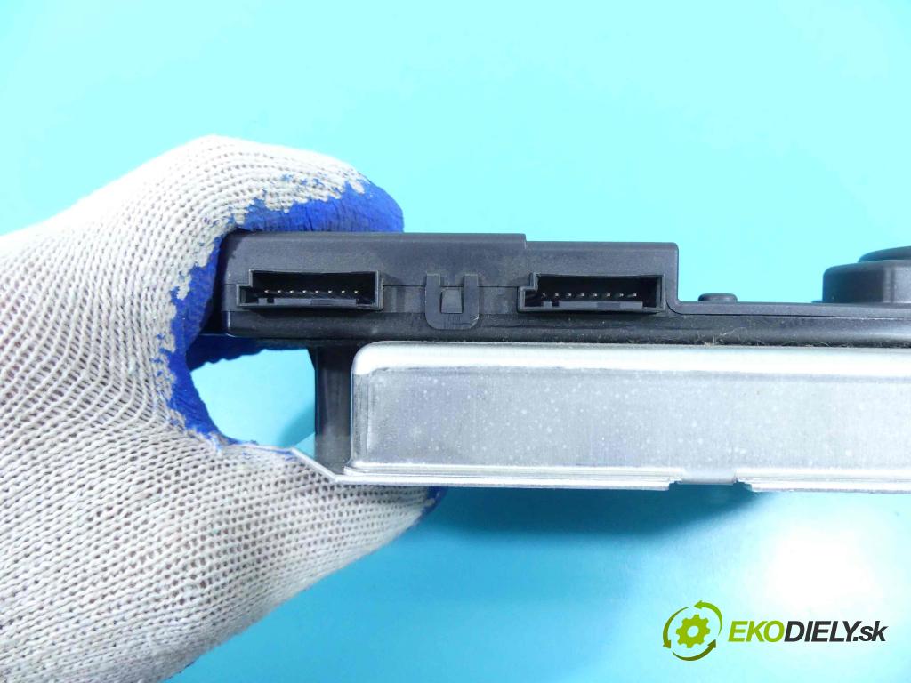 Porsche Panamera I 970 2009-2016 3.0 V6 420 hp automatic 309 kW 2997 cm3 5- modul riadiaca jednotka 97061815527 (Ostatné)