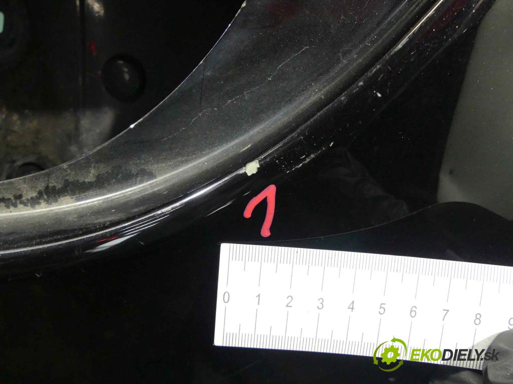 Porsche Panamera I 970 2009-2016 3.0 V6 420hp automatic 309 kW 2997 cm3 5- zadní kufrové dveře  (Zadní kapoty)