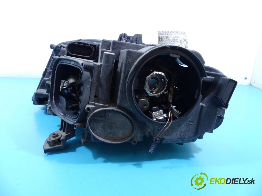 Audi A4 B8 2007-2015 2.7 tdi 190 HP automatic 140 kW 2698 cm3 4- Reflektor: pravý 8K0941004C (Pravé)