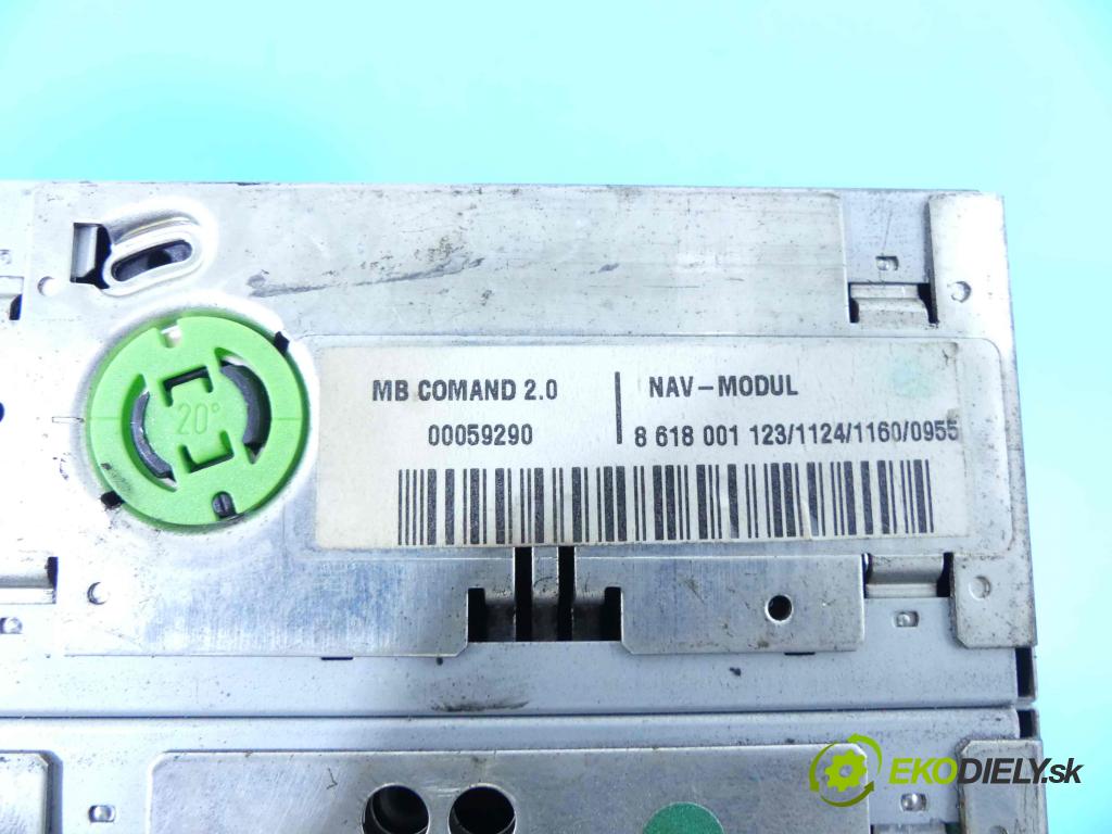 Mercedes CLK I W208 1997-2003 2.0 136 HP manual 100 kW 1998 cm3 2- Radio originál A2088204089
