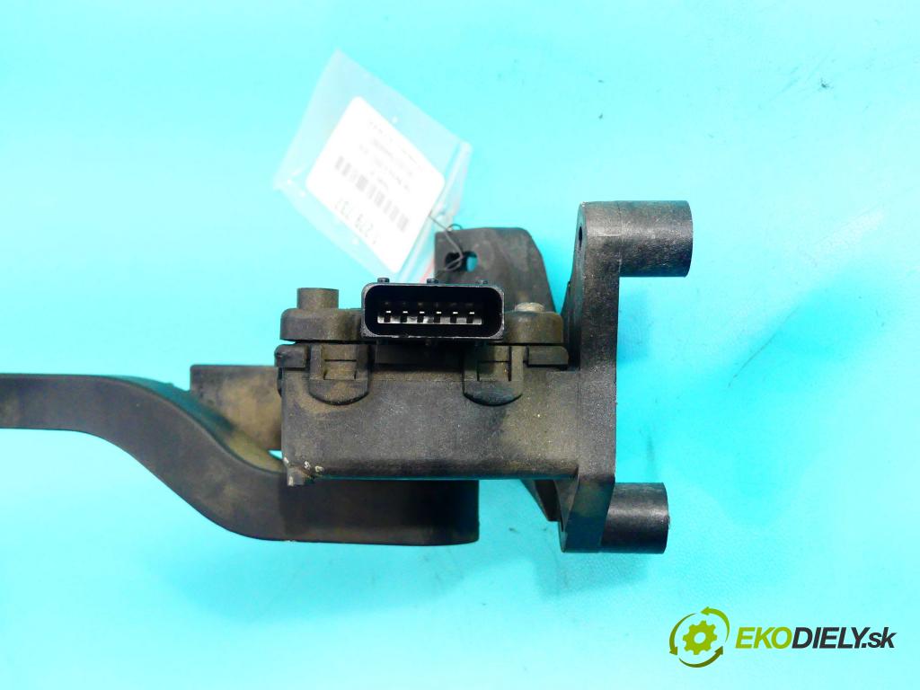 Opel Meriva A 2002-2010 1.7 cdti 101 HP manual 74 kW 1686 cm3 5- pedále 93335443DA (Pedále)