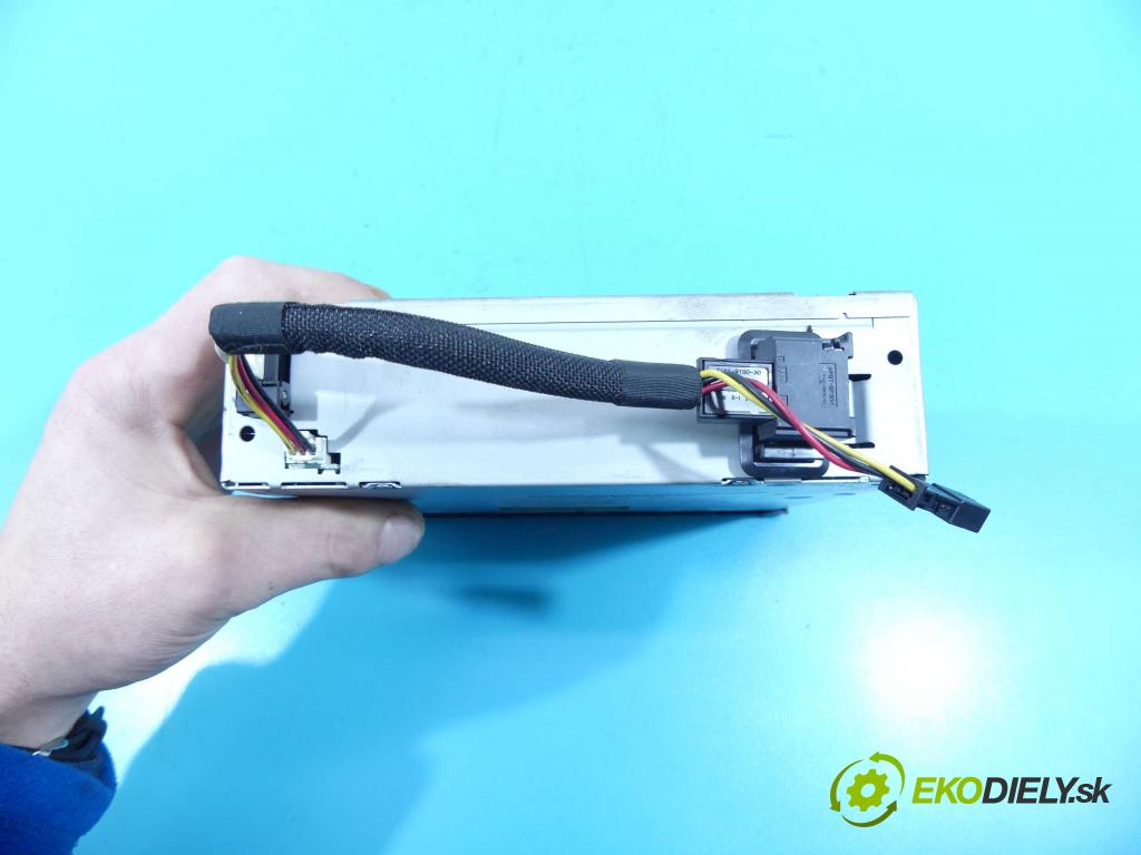 Mercedes R W251 2005-2013 3.5 V6 272 HP automatic 200 kW 3498 cm3 5- Menič: cd A2118703889 (CD meniče)