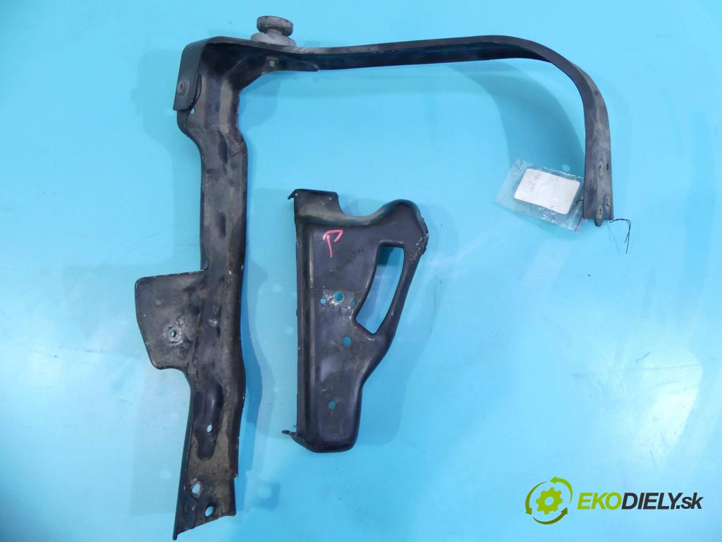 Mercedes R W251 2005-2013 3.5 V6 272 hp automatic 200 kW 3498 cm3 5- stěna přední  (Výztuhy přední)