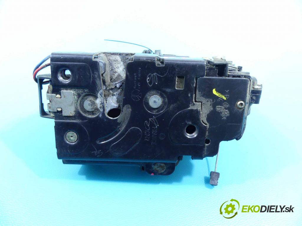 Vw Polo IV 9N 2001-2009 1.4 tdi 75 hp manual 55 kW 1422 cm3 5- zámek přední pravý