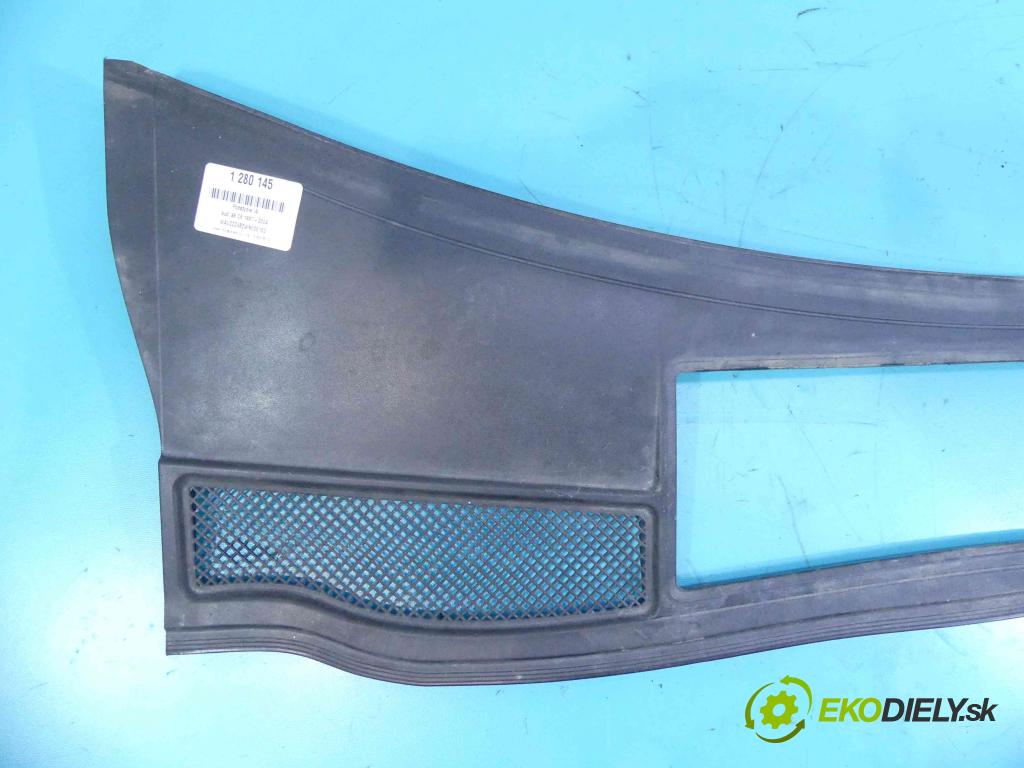 Audi A6 C5 1997-2004 2.8 V6 193 HP manual 142 kW 2771 cm3 4- torpédo 4B1819417C (Torpéda)