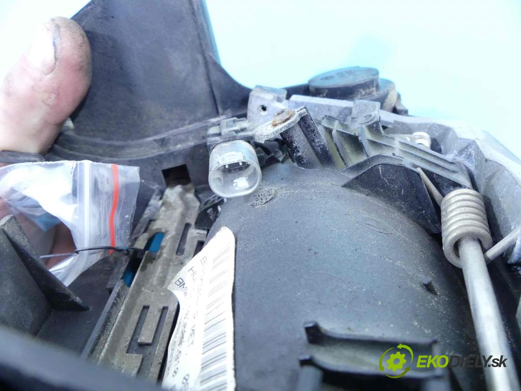 Bmw 7 E65 2001-2008 3.0d 231 HP automatic 170 kW 2993 cm3 4- rukoväť predné ľavé mimo: 688910 (Vonkajšie predné ľavé)