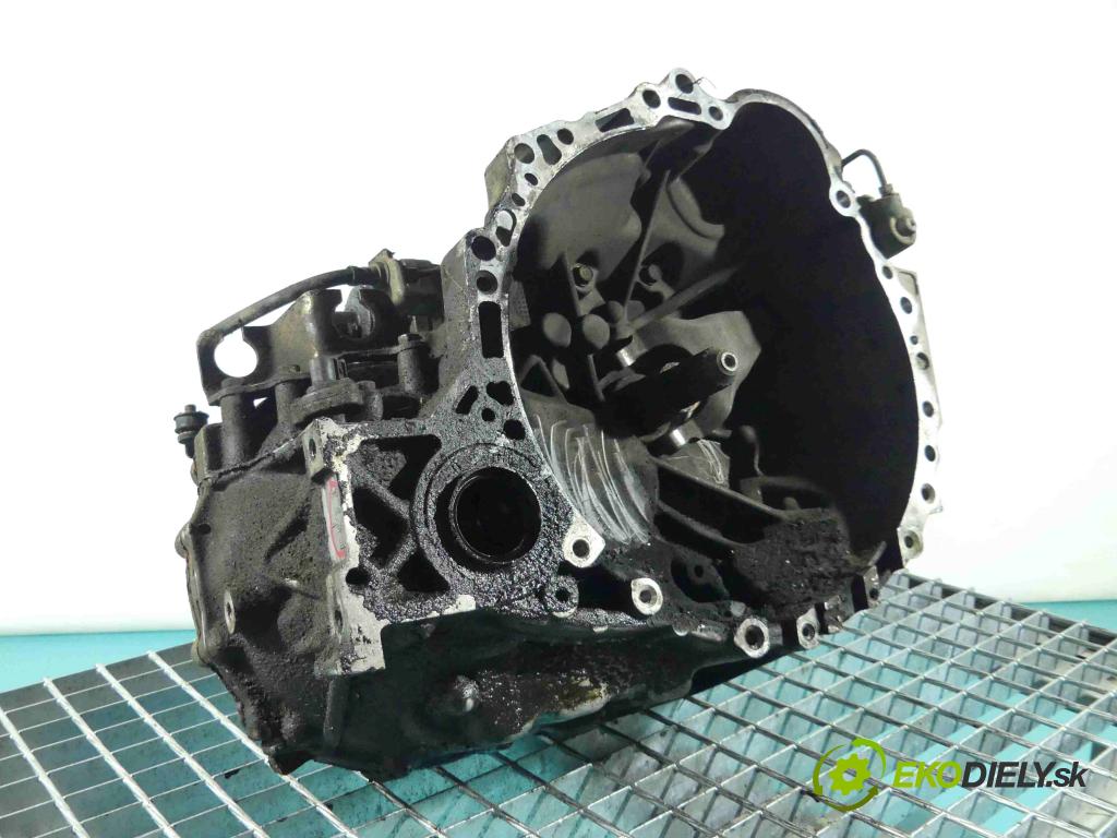 Toyota Avensis I T22 1997-2003 2.0 D4D 110 HP manual 81 kW 1995 cm3 5- prevodovka stupeň,rýchlosť manual