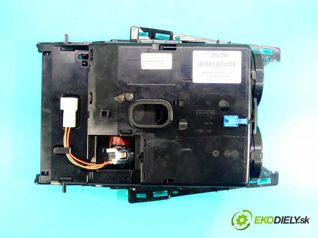 Mercedes E W212 2009-2016 2,2.0 CDI 136 HP automatic 100 kW 2143 cm3 4- Rukojeť: na nápoje: A2126809950 (Úchyty, držiaky na nápoje)