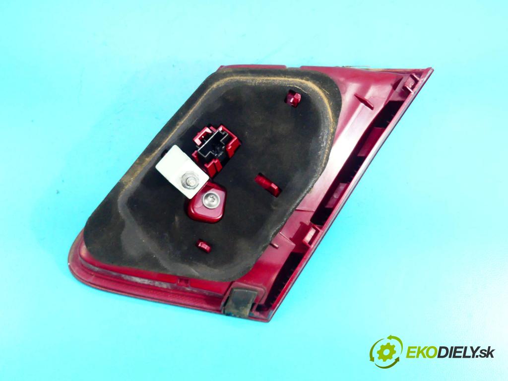 Mercedes E W212 2009-2016 2.2 CDI 136hp automatic 100 kW 2143 cm3 4- světlo zadní levé A046318 (Klika dveří ostatní)