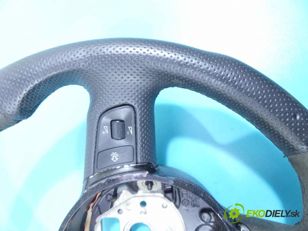 Audi A5 8T 2007-2016 3.0 tdi 239KM automatic 176 kW 2967 cm3 2- volant 4E0000124B (Volanty)