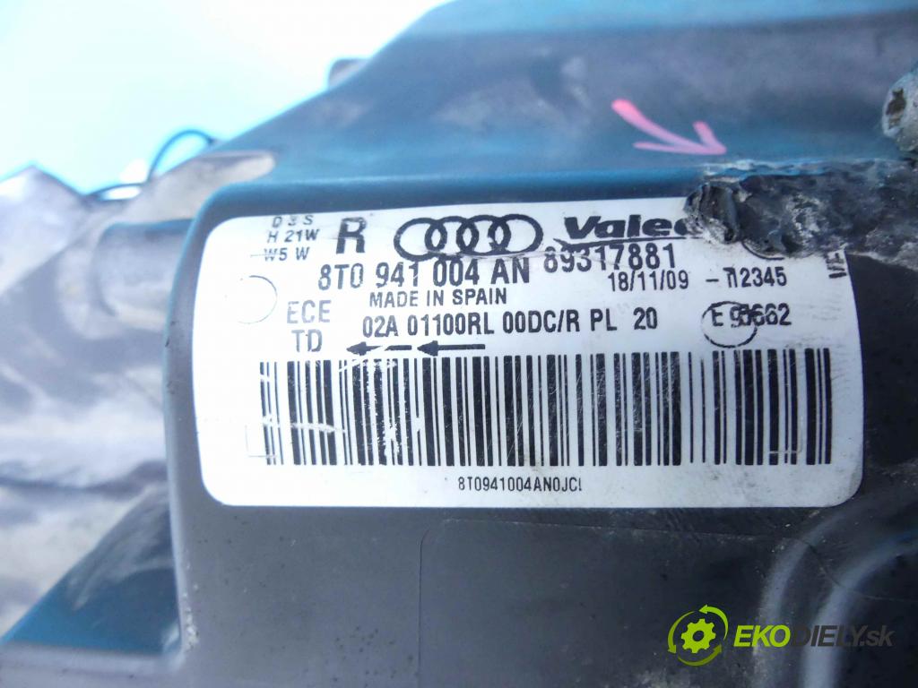Audi A5 8T 2007-2016 3.0 tdi 239KM automatic 176 kW 2967 cm3 2- Reflektor: pravý 8T0941004AN (Pravé)