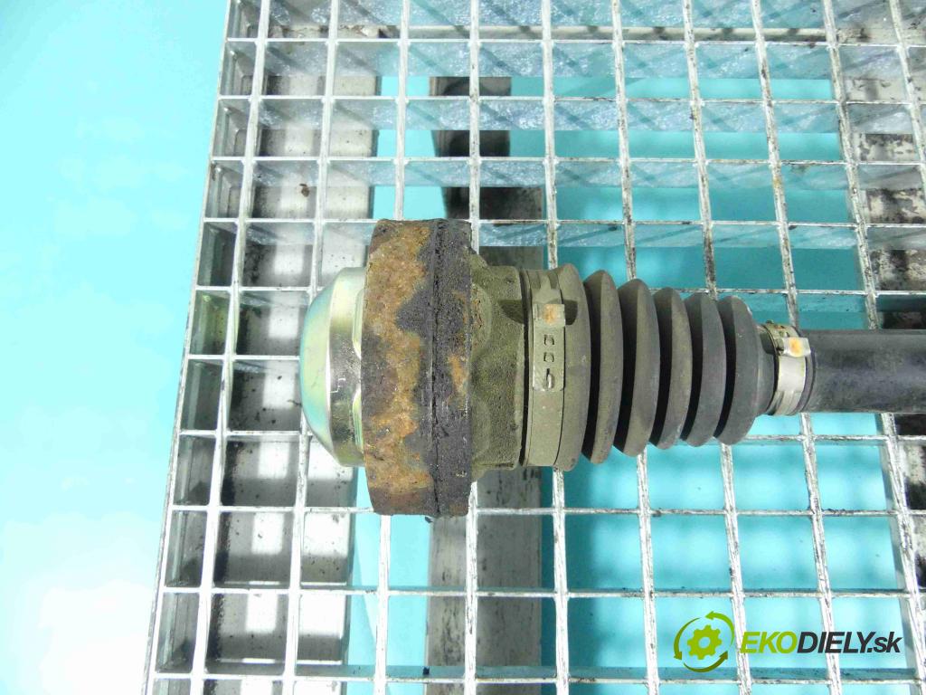 Audi A5 8T 2007-2016 3.0 tdi 239KM automatic 176 kW 2967 cm3 2- poloos ľavé  (Poloosy)