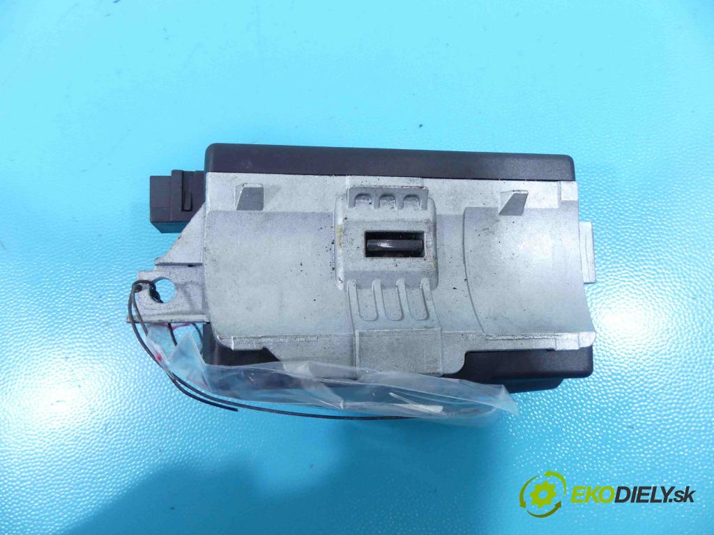 Porsche Panamera I 970 2009-2016 3.0 V6 420 hp automatic 309 kW 2997 cm3 5- Blokáda: řízení: 7PP905852C (Ostatné)