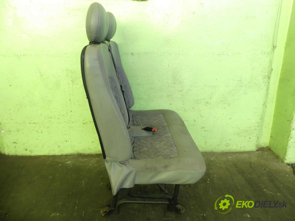 Opel Movano I 1999-2003 2.5d 82 HP manual 60 kW 2466 cm3 5- Sedačka pravý  (Sedačky, sedadlá)