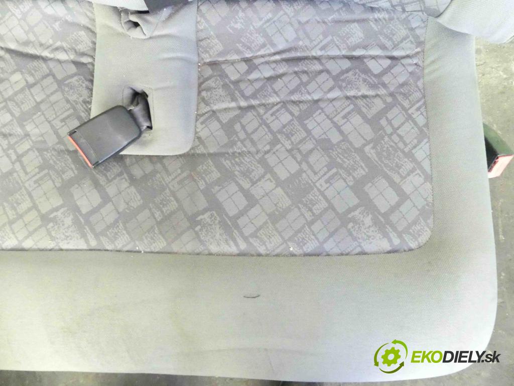 Opel Movano I 1999-2003 2.5d 82 HP manual 60 kW 2466 cm3 5- Sedačka pravý  (Sedačky, sedadlá)