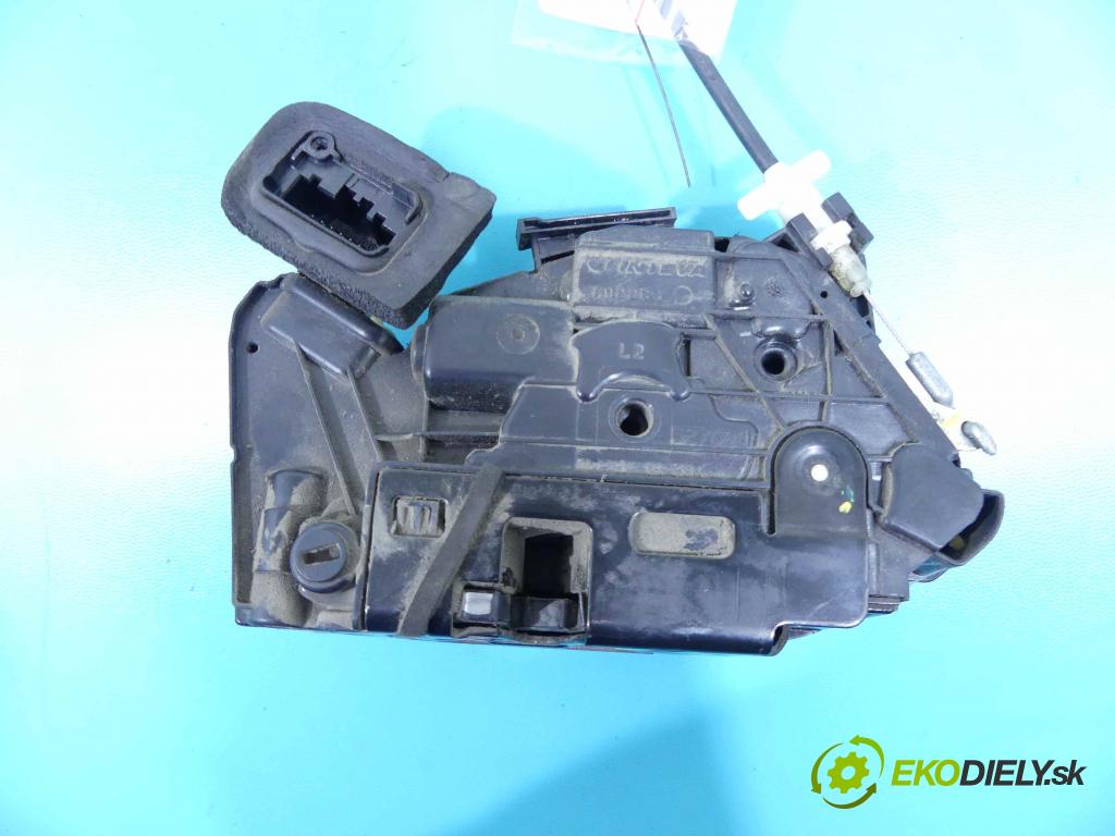 Skoda Fabia III 2014- 1.4 tdi 105 hp manual 77 kW 1422 cm3 5- zámek zadní levý 6V0839015A