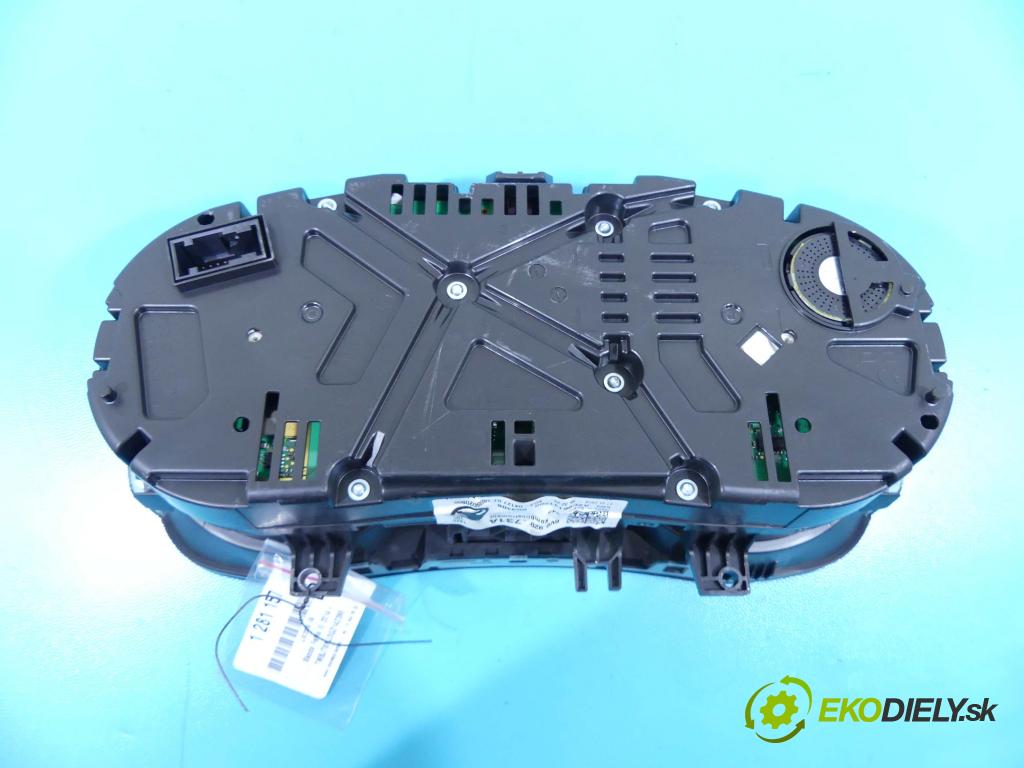Skoda Fabia III 2014- 1.4 tdi 105 HP manual 77 kW 1422 cm3 5- prístrojovka/ budíky 6V0920731A (Prístrojové dosky, displeje)