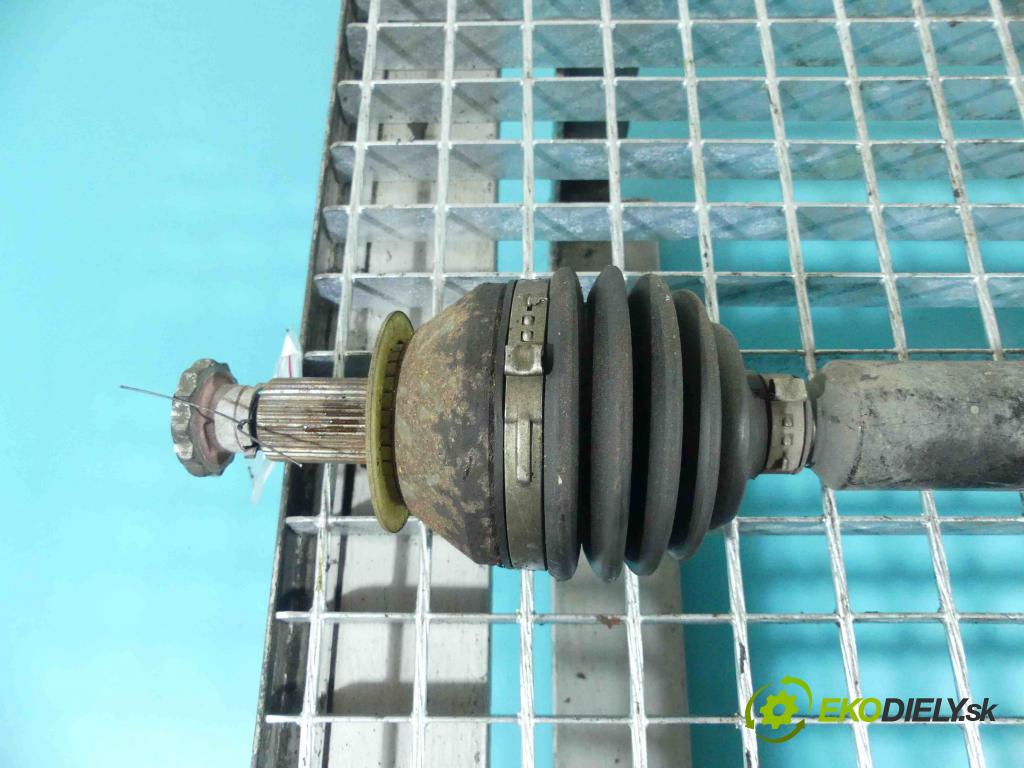 Skoda Fabia III 2014- 1.4 tdi 105 HP manual 77 kW 1422 cm3 5- poloos pravé 6C0407272C (Poloosy)