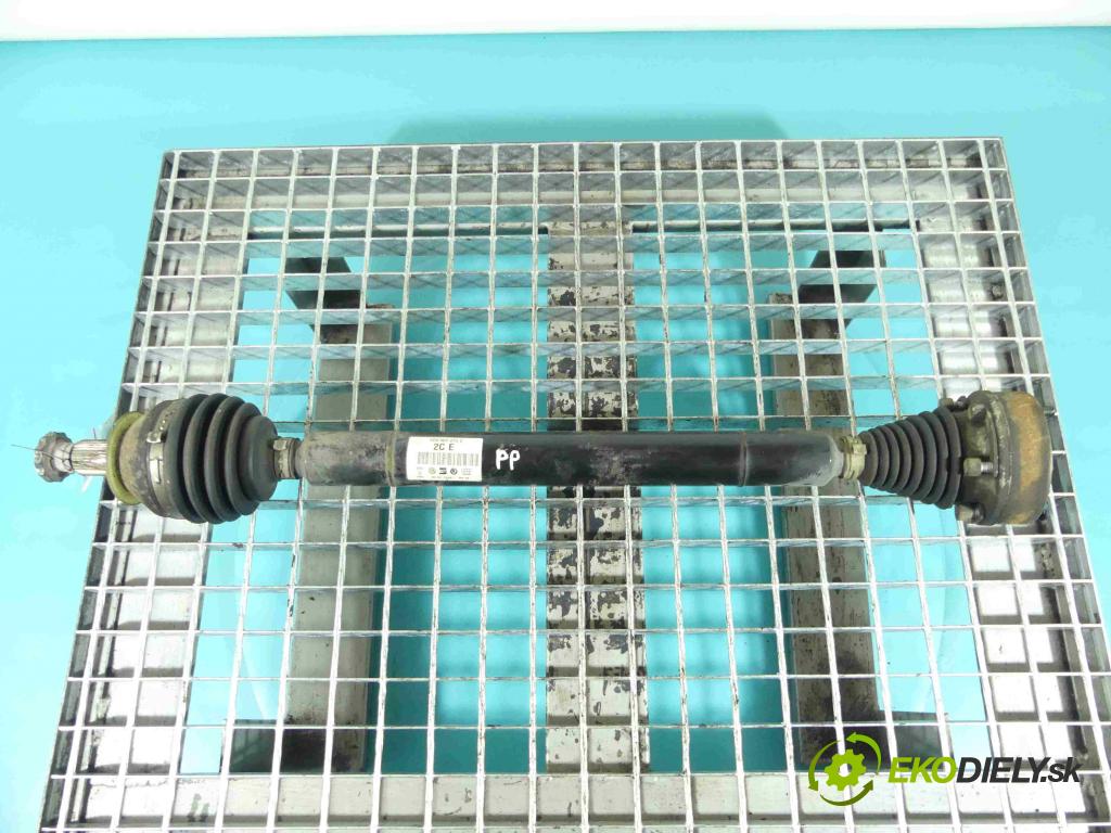 Skoda Fabia III 2014- 1.4 tdi 105 HP manual 77 kW 1422 cm3 5- poloos pravé 6C0407272C (Poloosy)