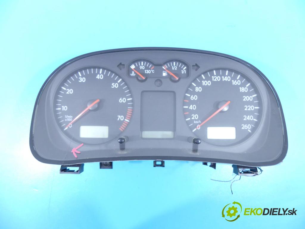 Vw Bora 2.0 8v 116 HP automatic 85 kW 1984 cm3 4- prístrojovka/ budíky 1J0920801C (Prístrojové dosky, displeje)