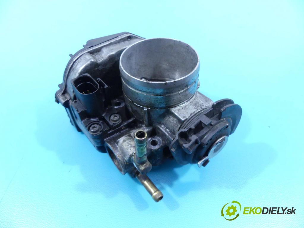 Vw Bora 2.0 8v 116 HP automatic 85 kW 1984 cm3 4- klapka 06A133064H (Škrtiace klapky)