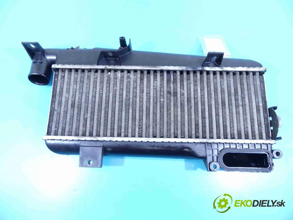 Peugeot 405 1.9 TD 90 hp manual 66 kW 1905 cm3 4- Intercooler  (Chladiče nasávaného vzduchu (intercoolery))