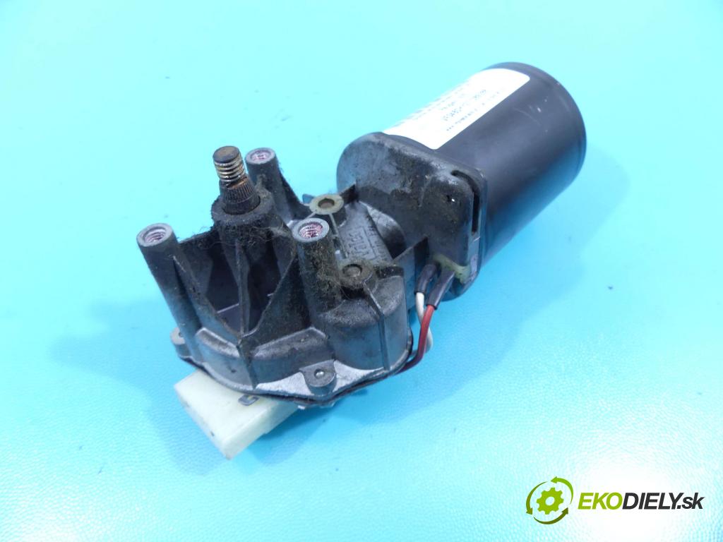 Peugeot 405 1.9 TD 90 HP manual 66 kW 1905 cm3 4- motor stieračov predné 53540402