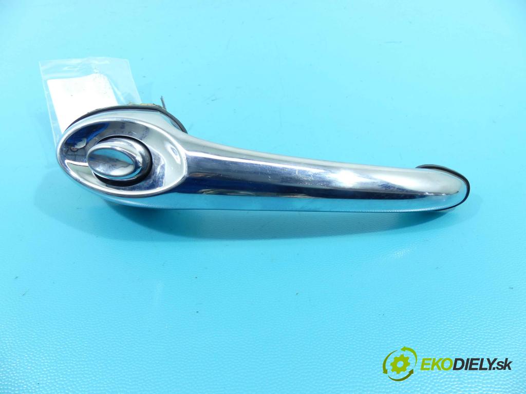 Chrysler Pt cruiser 2.4 T 182KM manual 134 kW 2429 cm3 3- rukoväť predné ľavé mimo:  (Vonkajšie predné ľavé)