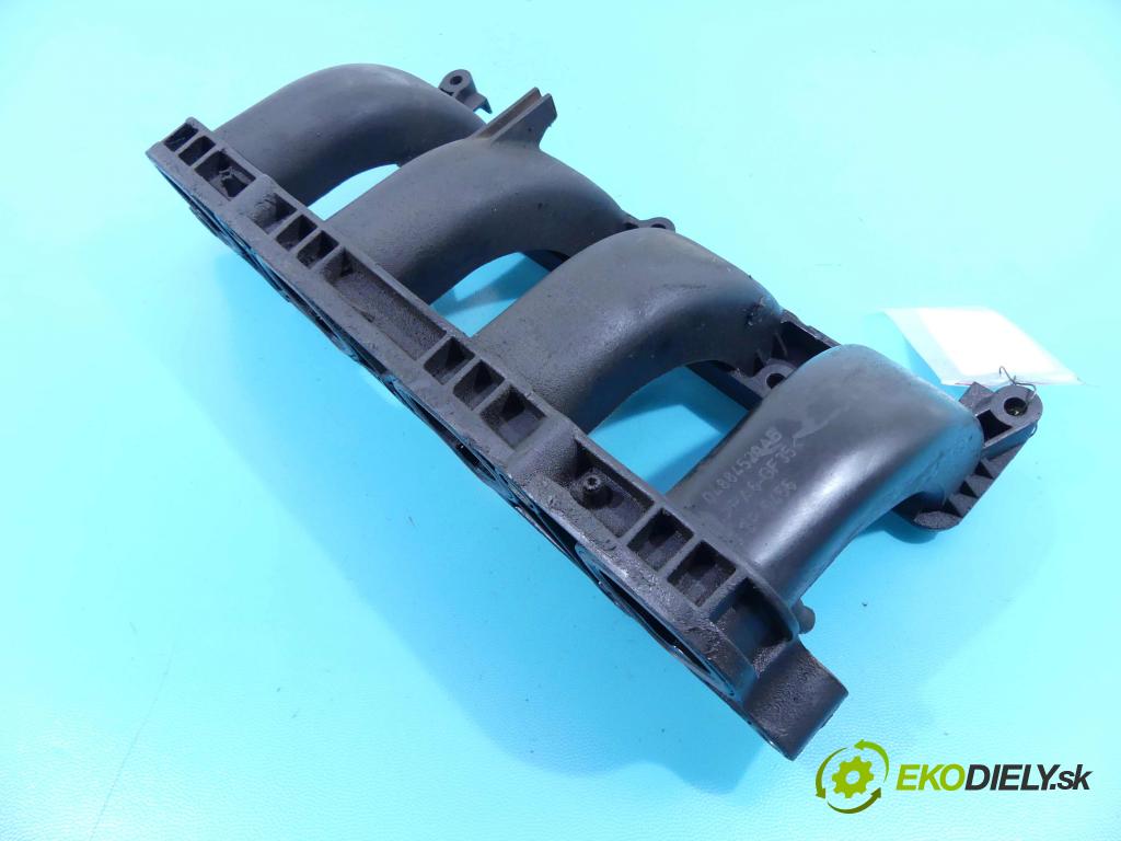 Chrysler Pt cruiser 2.4 T 182KM manual 134 kW 2429 cm3 3- zvod nasávací 04884520AB (Sacie potrubia)