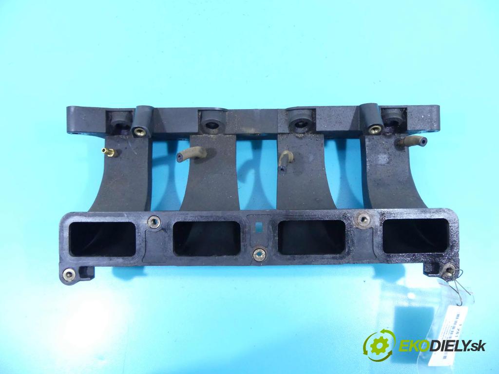 Chrysler Pt cruiser 2.4 T 182KM manual 134 kW 2429 cm3 3- zvod nasávací 04884520AB (Sacie potrubia)